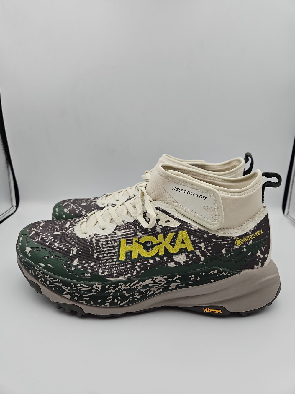 HOKA Speedgoat 6 GTX Trail Shoe - Green, Beige, Yellow
